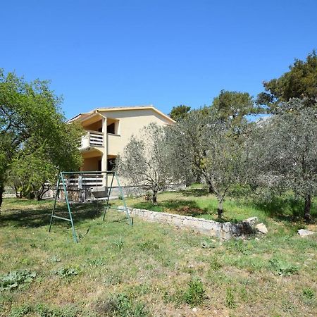 Apartments Ivan Starigrad Paklenica Exterior foto